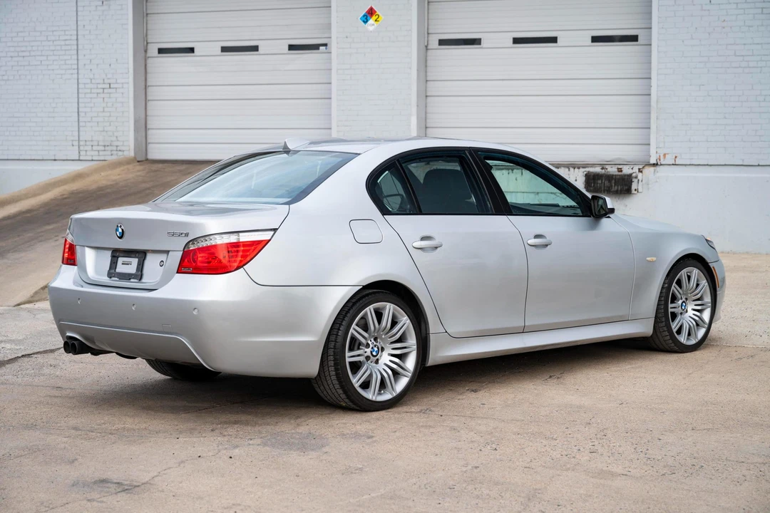 2010 BMW E60 545i & 550i Sedan - Image 12 of 31