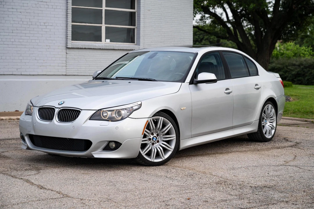 2010 BMW E60 545i & 550i Sedan - Image 2 of 31