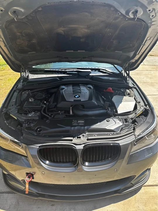 2010 BMW E60 545i & 550i Sedan - Image 2 of 7