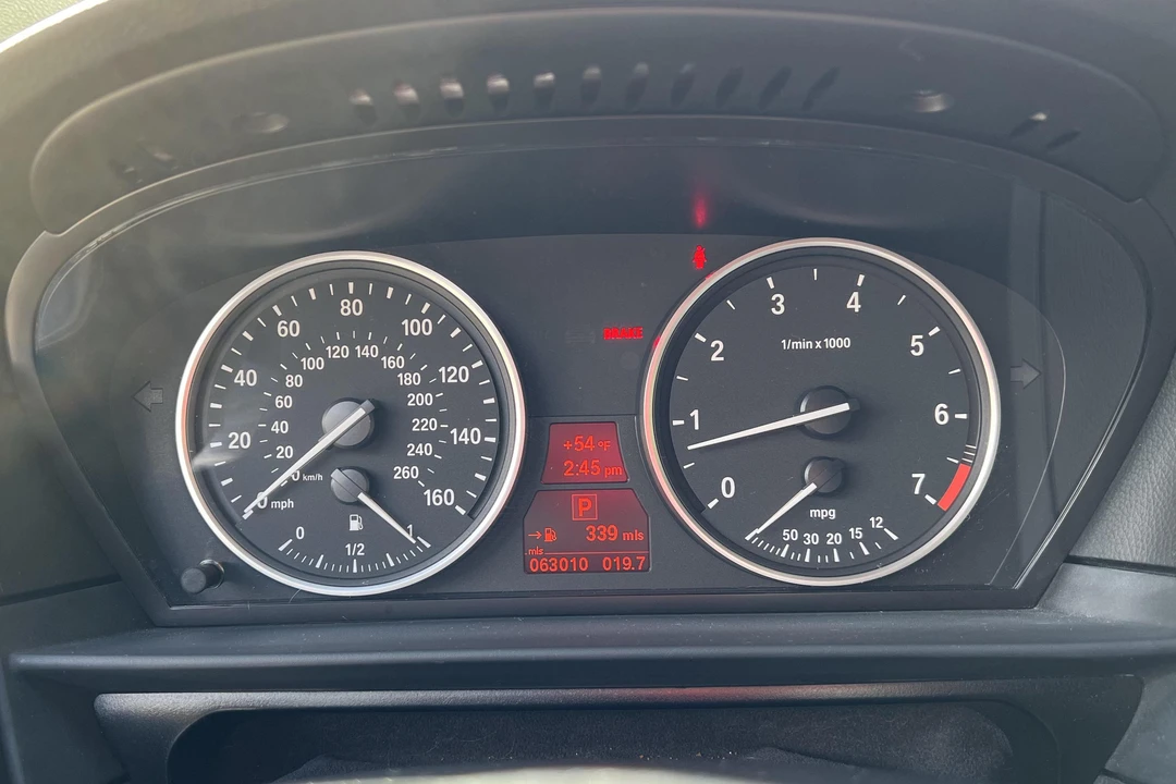 2010 BMW 5 Series - Image 28 of 31