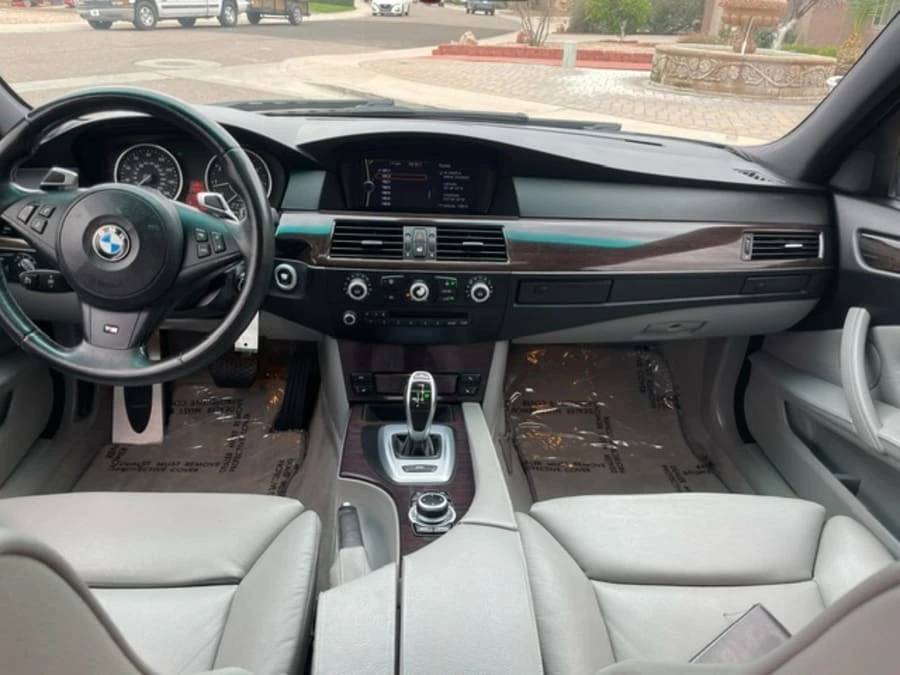 2010 BMW 5 Series - Image 10 of 20