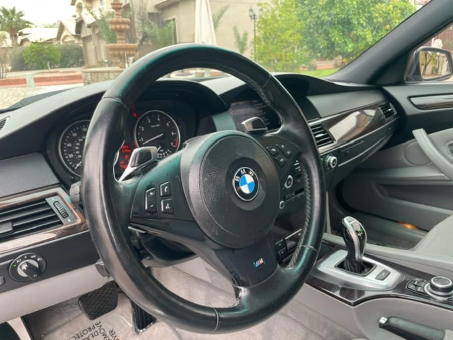 2010 BMW 5 Series - Image 15 of 20