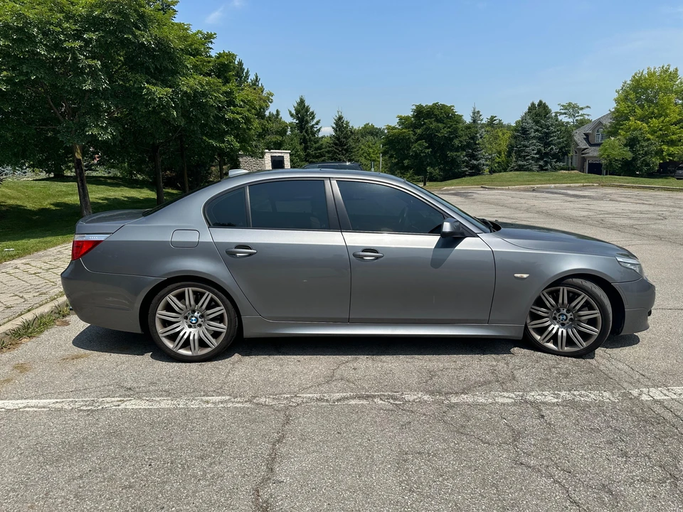 2010 BMW E60 545i & 550i Sedan - Image 16 of 31