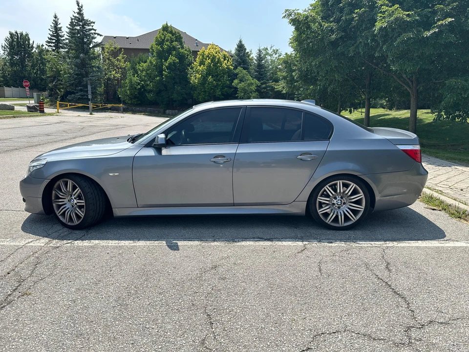 2010 BMW E60 545i & 550i Sedan - Image 9 of 31