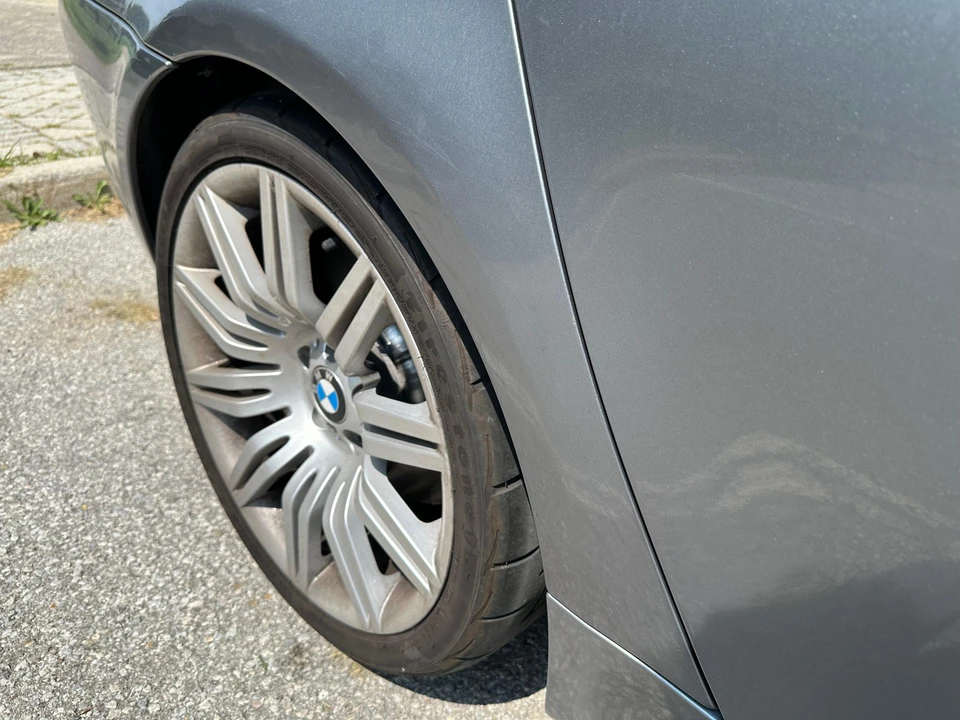 2010 BMW E60 545i & 550i Sedan - Image 30 of 31