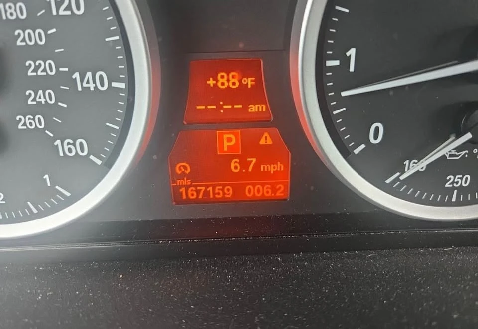 2010 BMW E63/E64 645Ci & 650i - Image 6 of 10