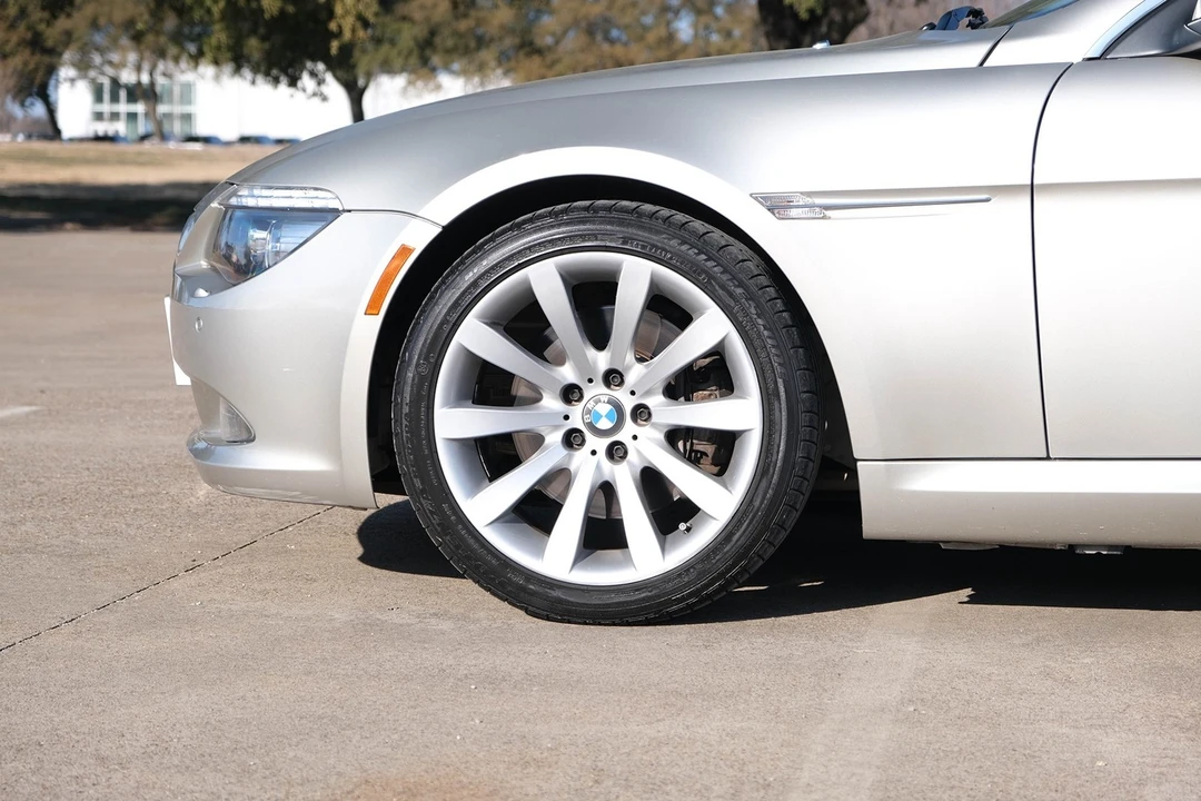 2010 BMW E63/E64 645Ci & 650i - Image 7 of 21