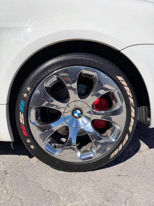 2010 BMW E63/E64 645Ci & 650i - Image 11 of 14