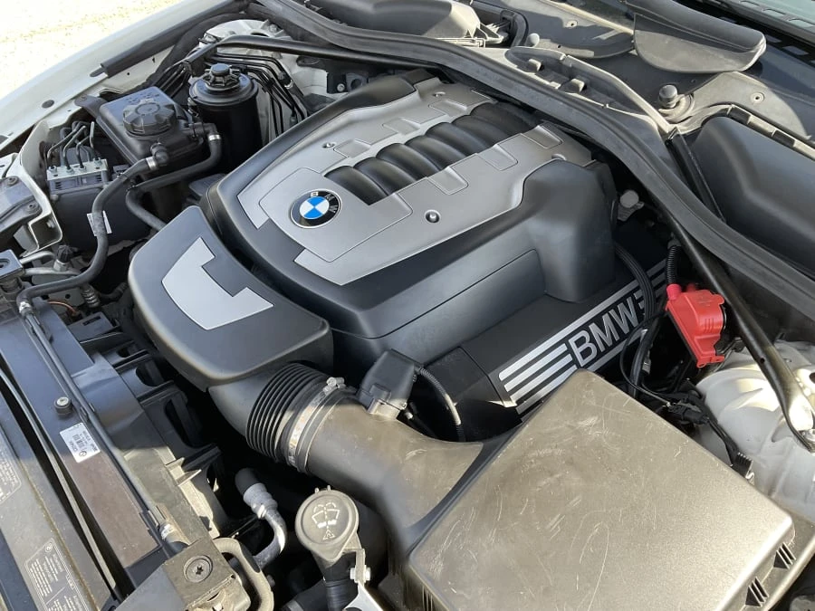 2010 BMW E63/E64 645Ci & 650i - Image 13 of 14
