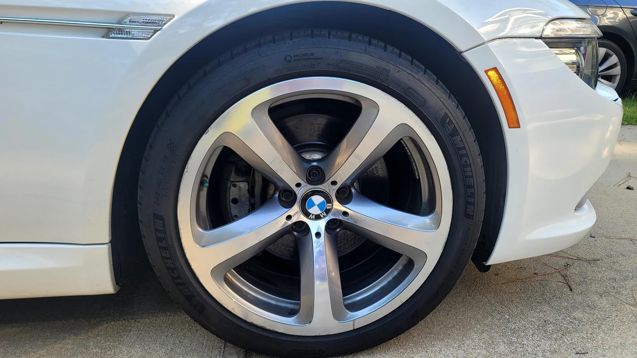 2010 BMW E63/E64 645Ci & 650i - Image 14 of 31