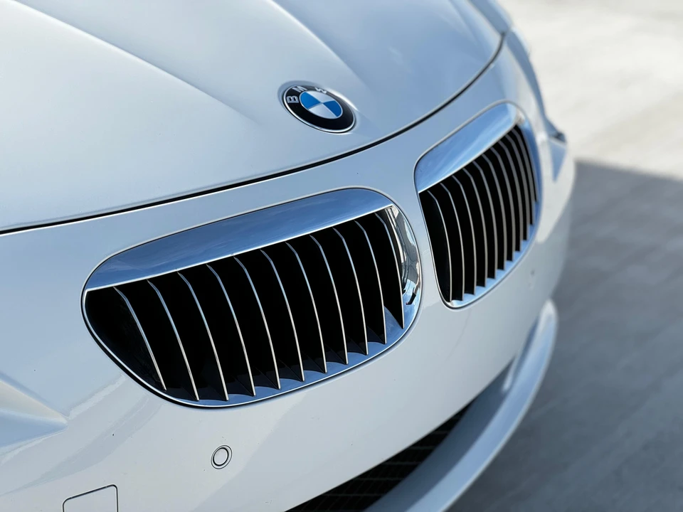 2010 BMW E63/E64 645Ci & 650i - Image 19 of 31