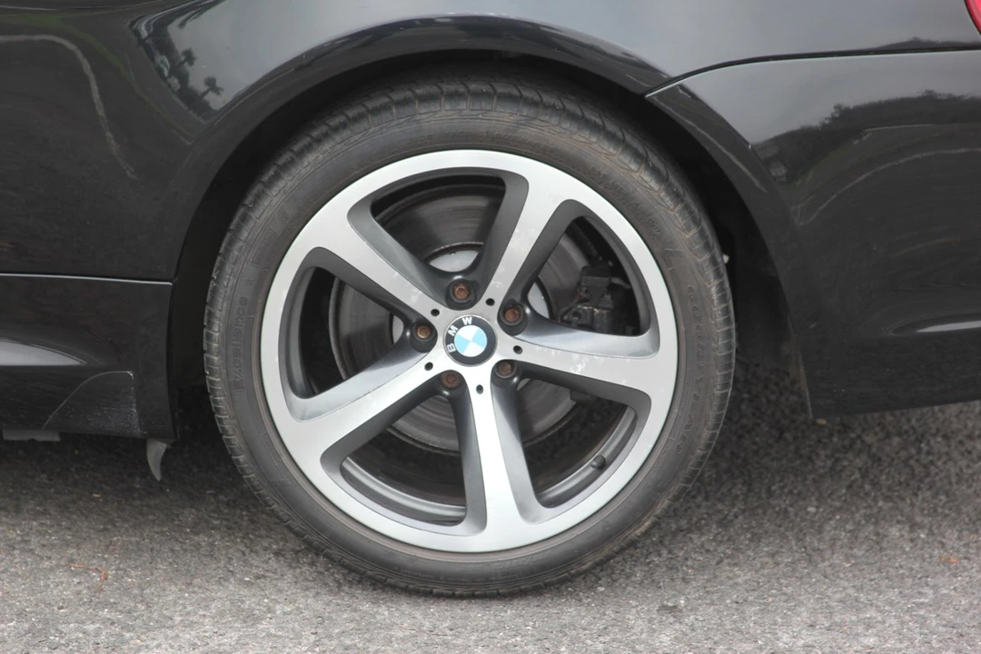 2010 BMW E63/E64 645Ci & 650i - Image 16 of 30