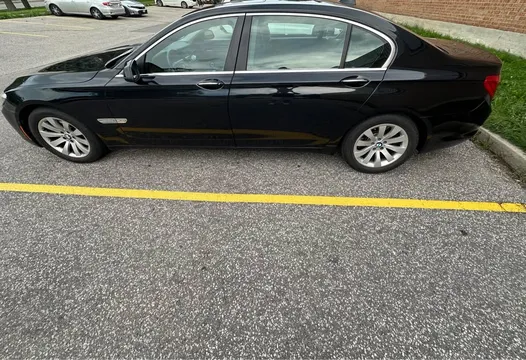 2010 BMW 7 Series