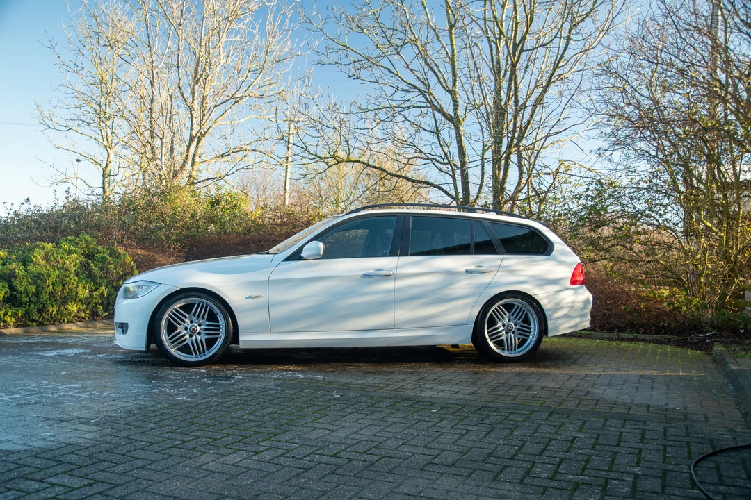 2011 BMW Alpina B3 - Image 5 of 31