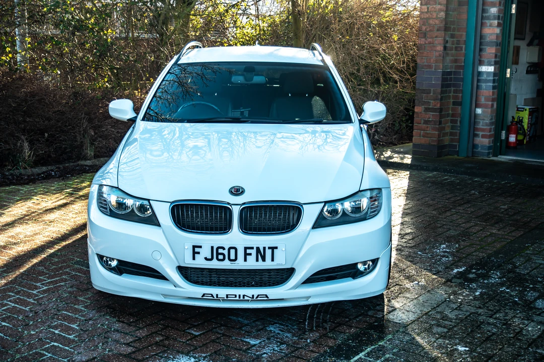 2011 BMW Alpina B3 - Image 3 of 31