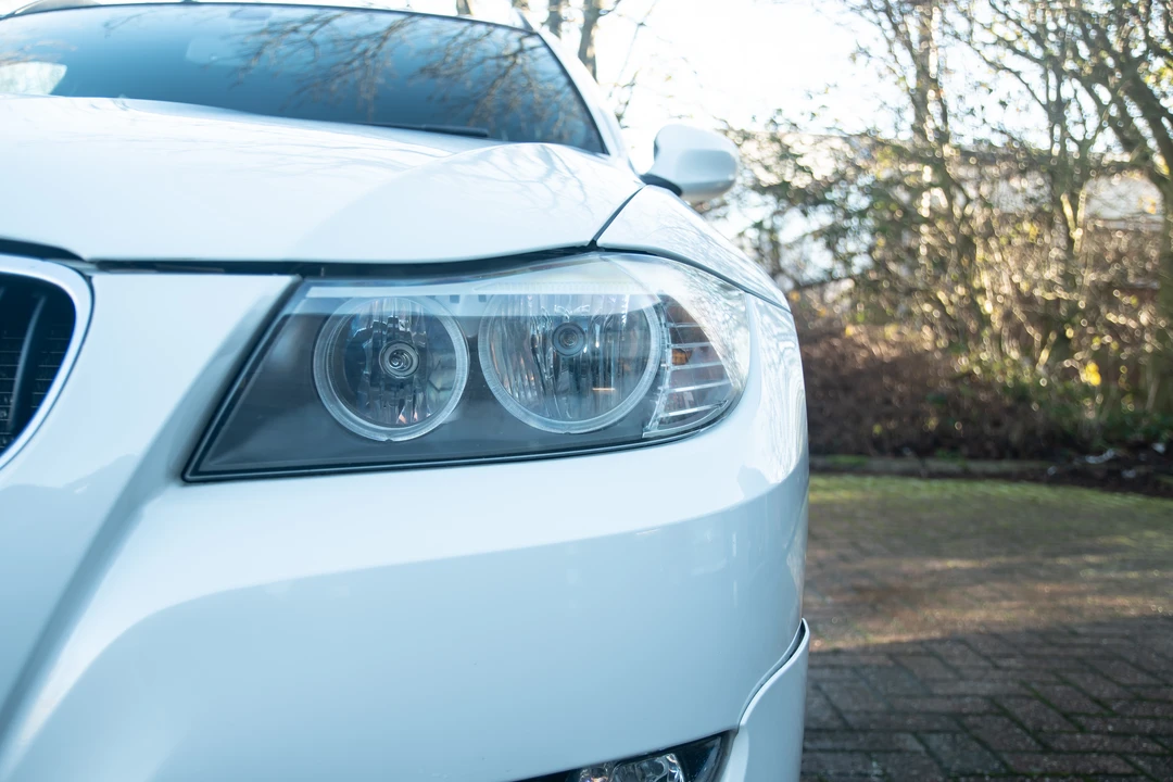 2011 BMW Alpina B3 - Image 24 of 31