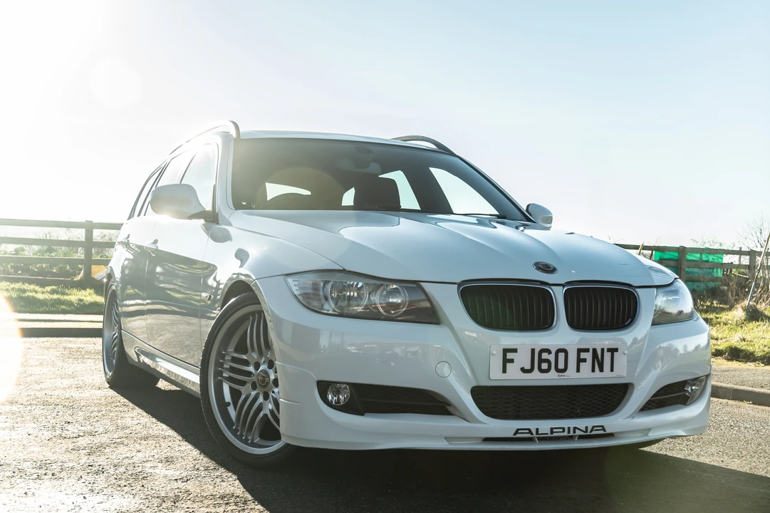 2011 BMW Alpina B3 - Image 15 of 31
