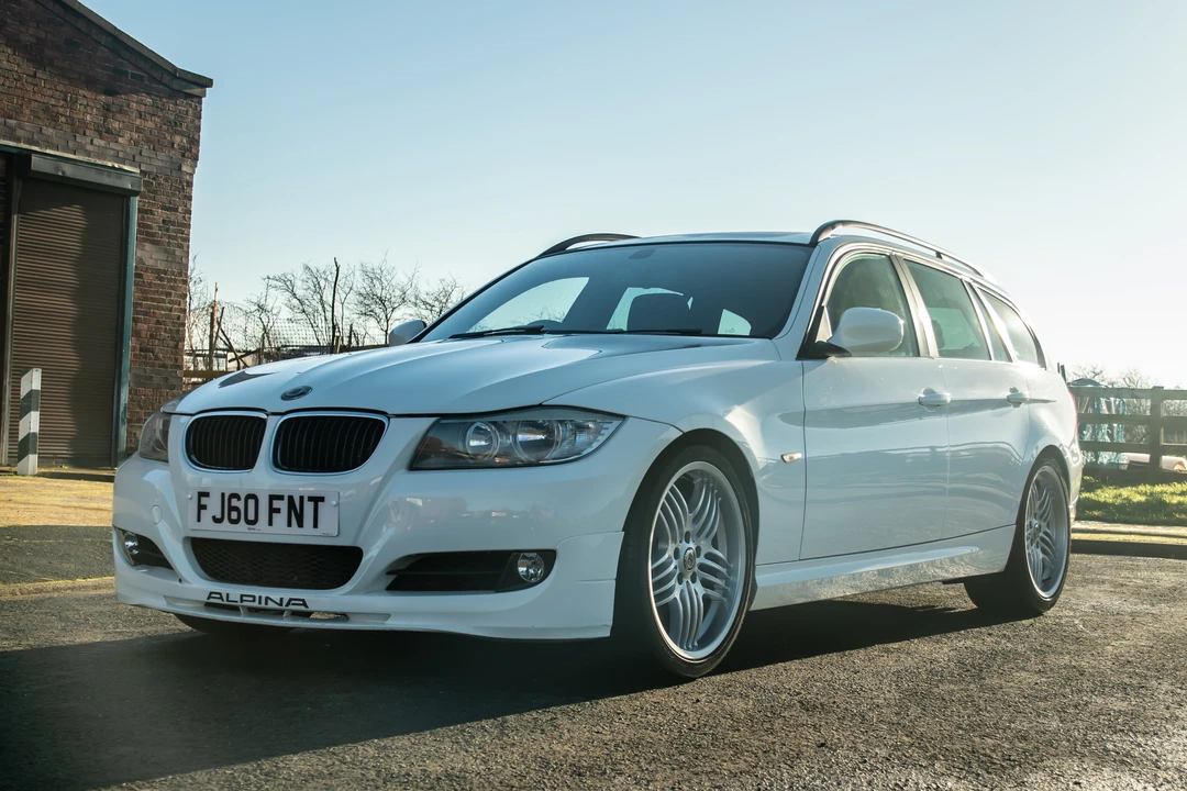 2011 BMW Alpina B3 - Image 2 of 31