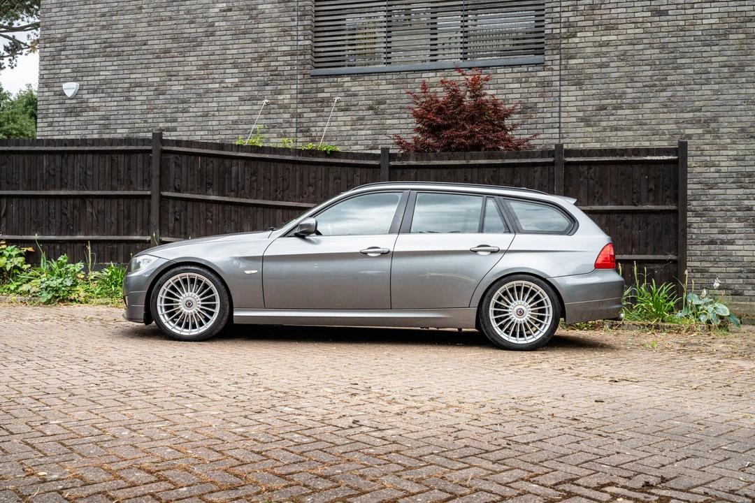2010 BMW Alpina B3 - Image 13 of 31