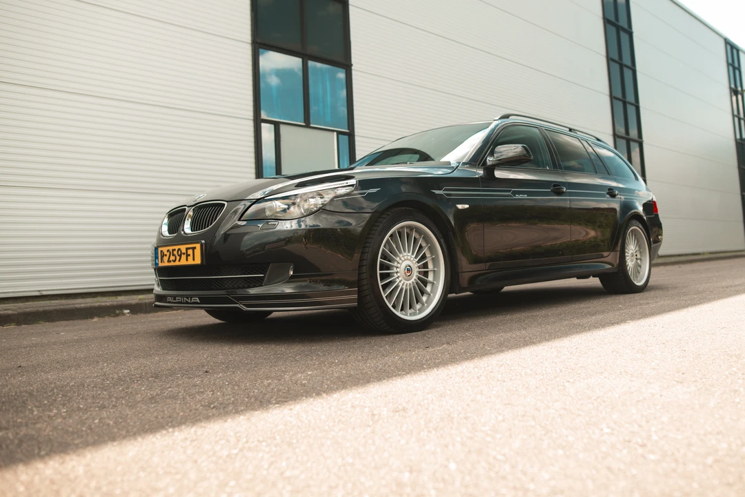 2010 BMW Alpina B5 - Image 18 of 31