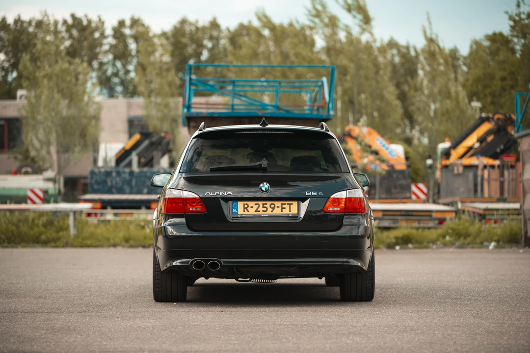2010 BMW Alpina B5 - Image 6 of 31