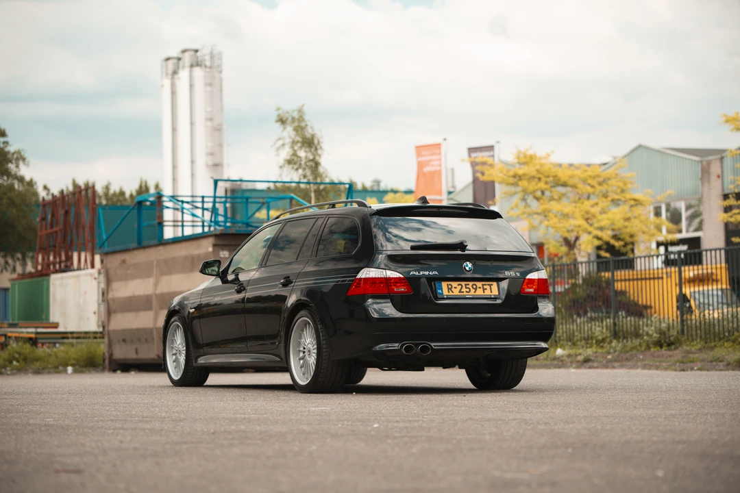 2010 BMW Alpina B5 - Image 7 of 31