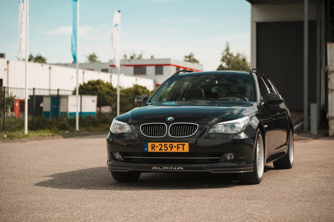 2010 BMW Alpina B5 - Image 17 of 31