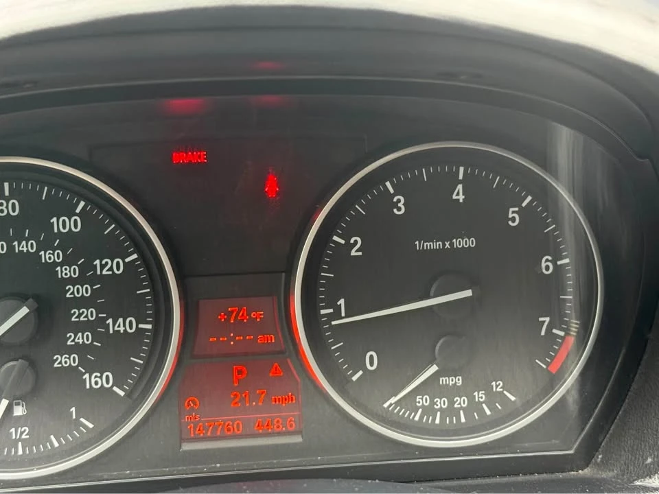 2010 BMW E90 3 Series Sedan - Image 10 of 13