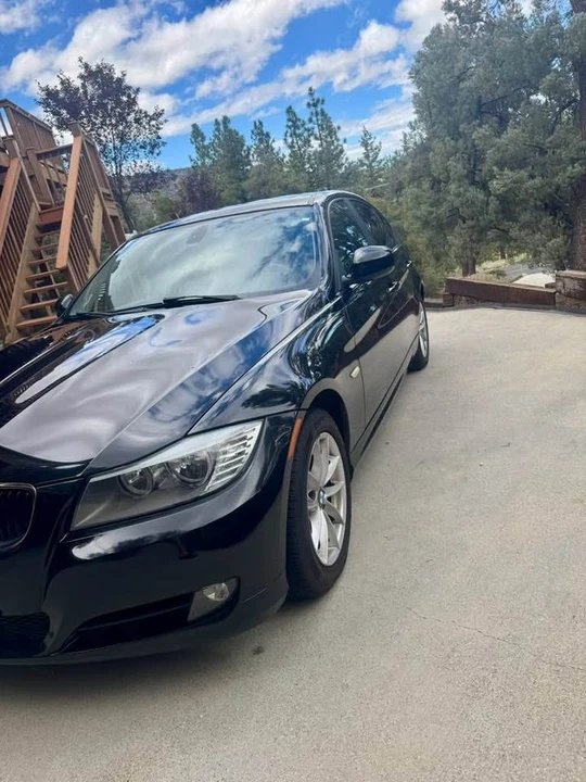 2010 BMW E90 3 Series Sedan - Image 2 of 13