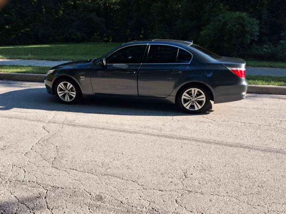 2010 BMW 5 Series - Image 5 of 6