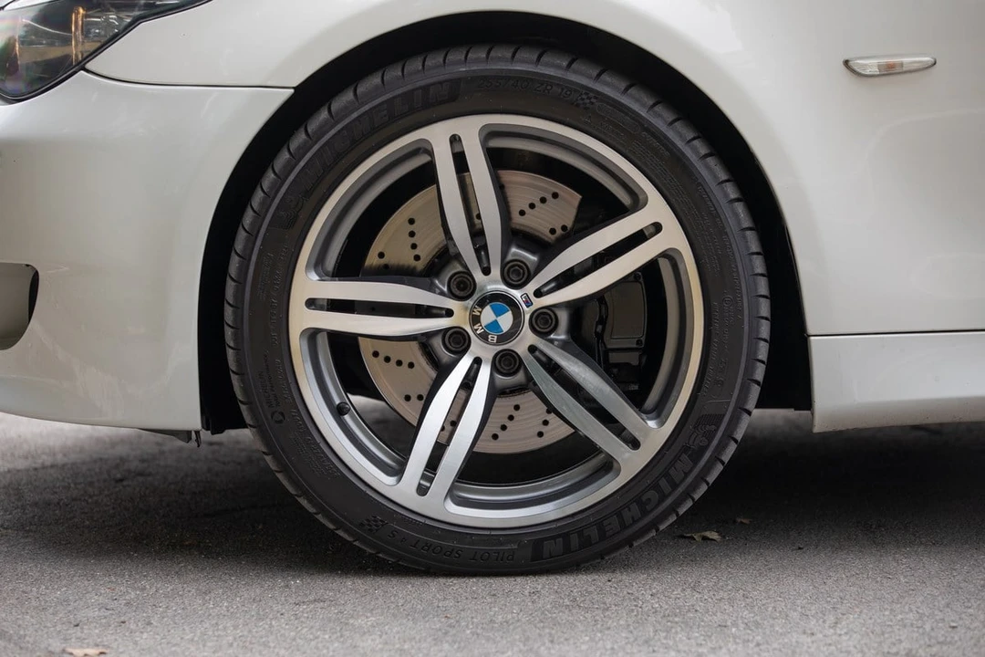 2010 BMW E60 M5 - Image 20 of 30