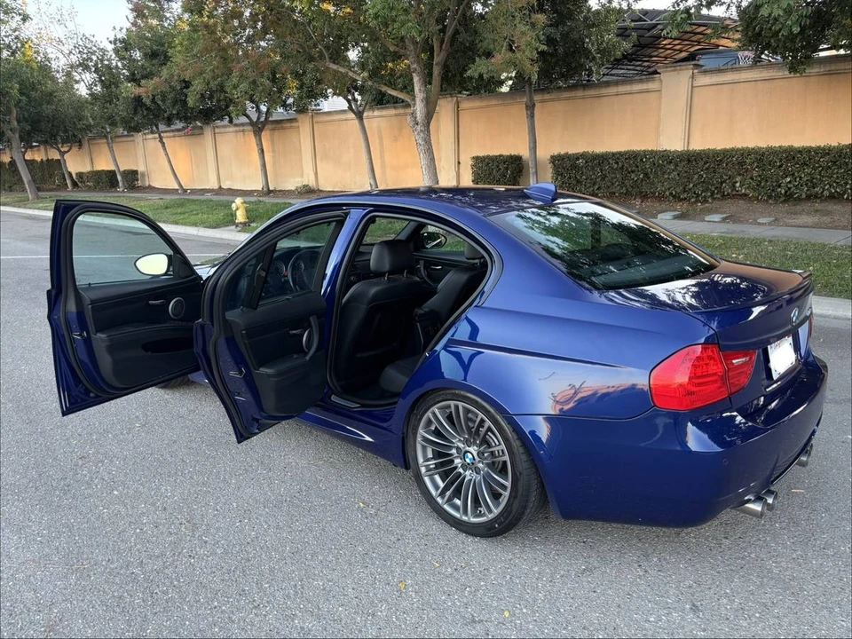 2010 BMW E90 M3 Sedan - Image 9 of 18