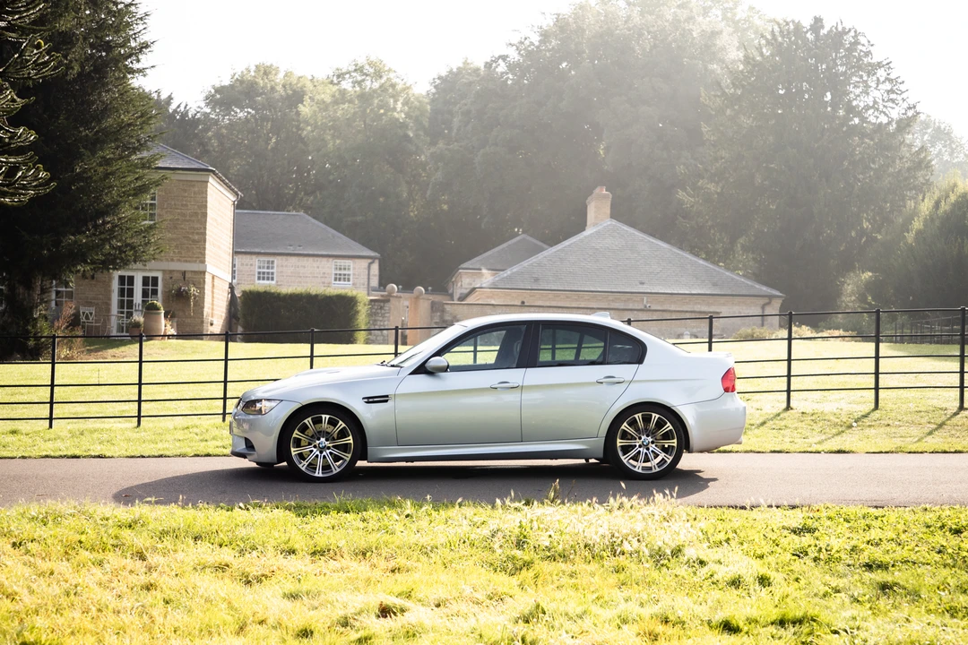 2010 BMW E90 M3 Sedan - Image 9 of 31