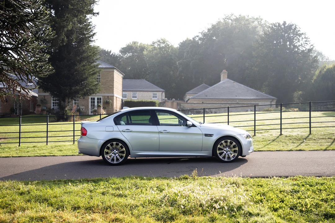 2010 BMW E90 M3 Sedan - Image 25 of 31