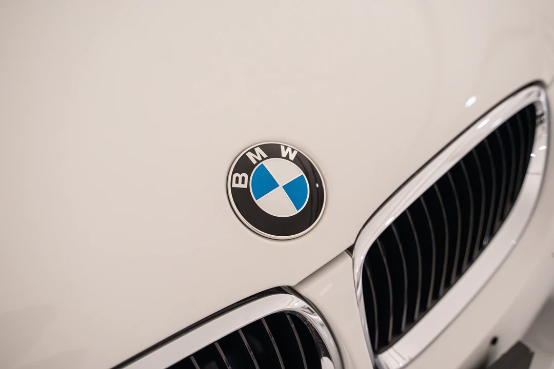 2010 BMW E90 M3 Sedan - Image 17 of 31