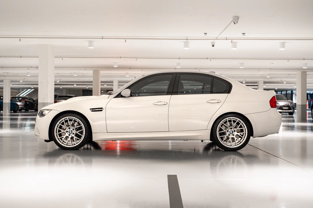 2010 BMW E90 M3 Sedan - Image 4 of 31