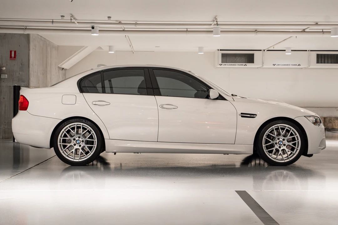 2010 BMW E90 M3 Sedan - Image 9 of 31