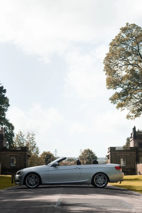 2010 BMW E93 335i Convertible - Image 13 of 31