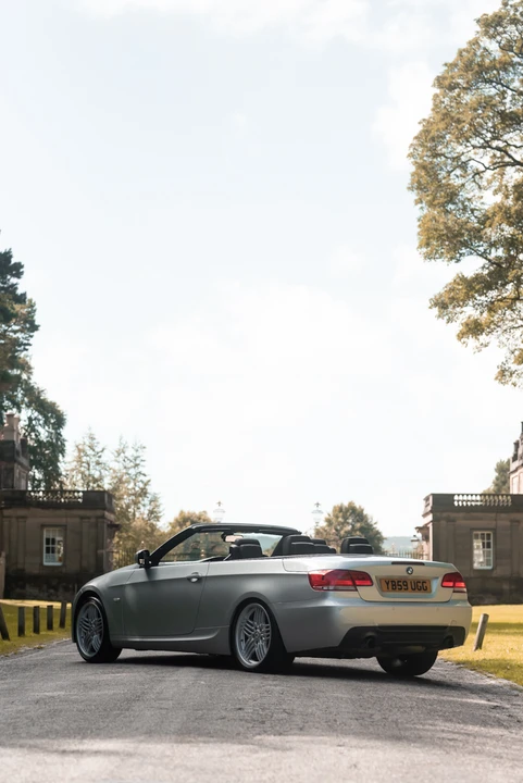 2010 BMW E93 335i Convertible - Image 17 of 31