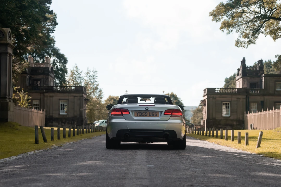 2010 BMW E93 335i Convertible - Image 18 of 31