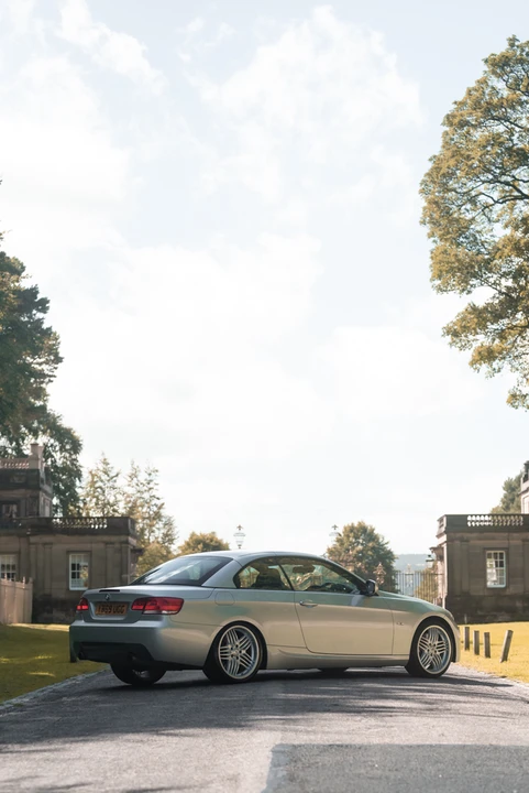 2010 BMW E93 335i Convertible - Image 28 of 31
