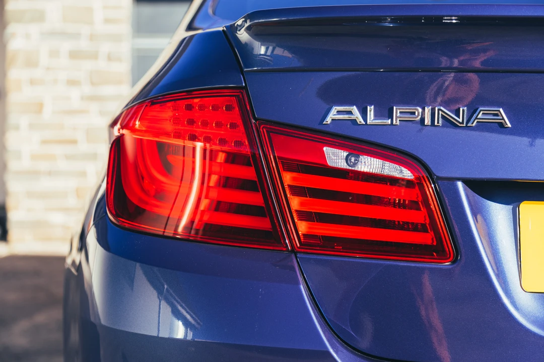 2010 BMW Alpina B5 - Image 29 of 31