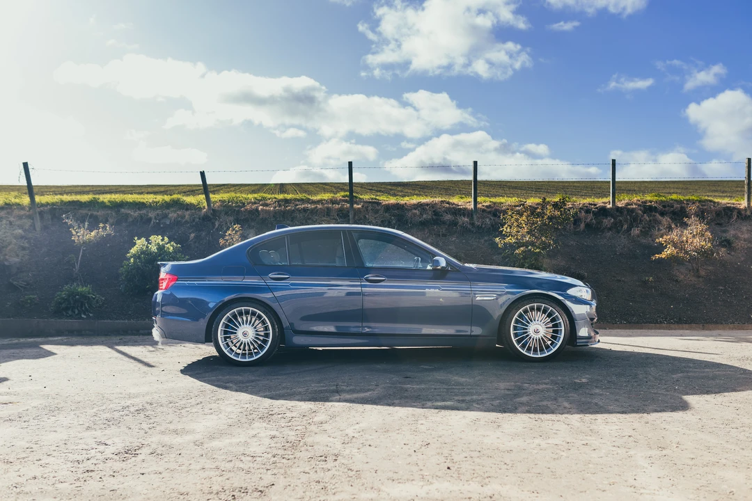 2010 BMW Alpina B5 - Image 5 of 31