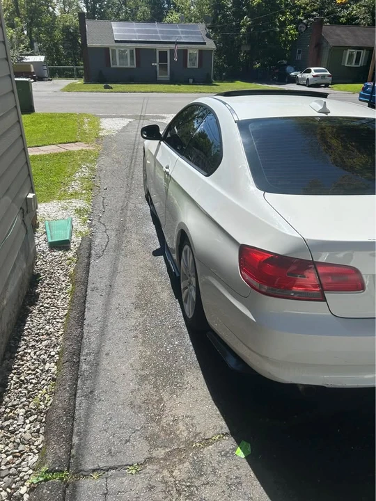 2010 BMW 1M - Image 5 of 11