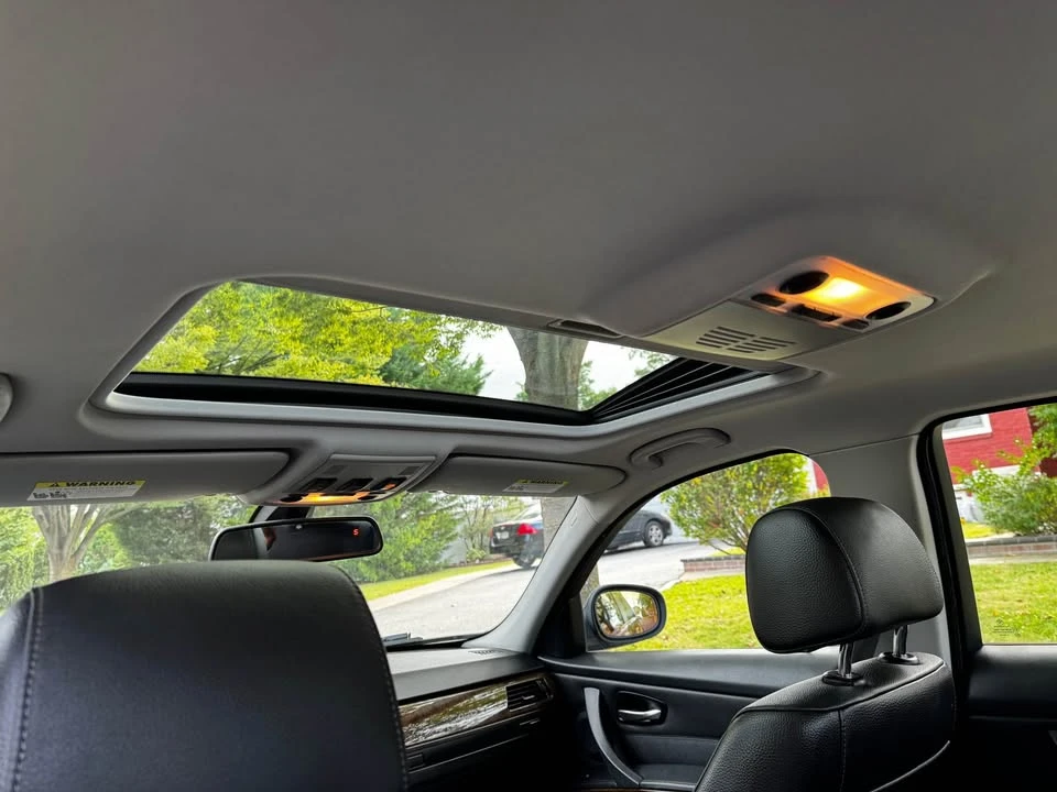 2010 BMW M3 - Image 13 of 20