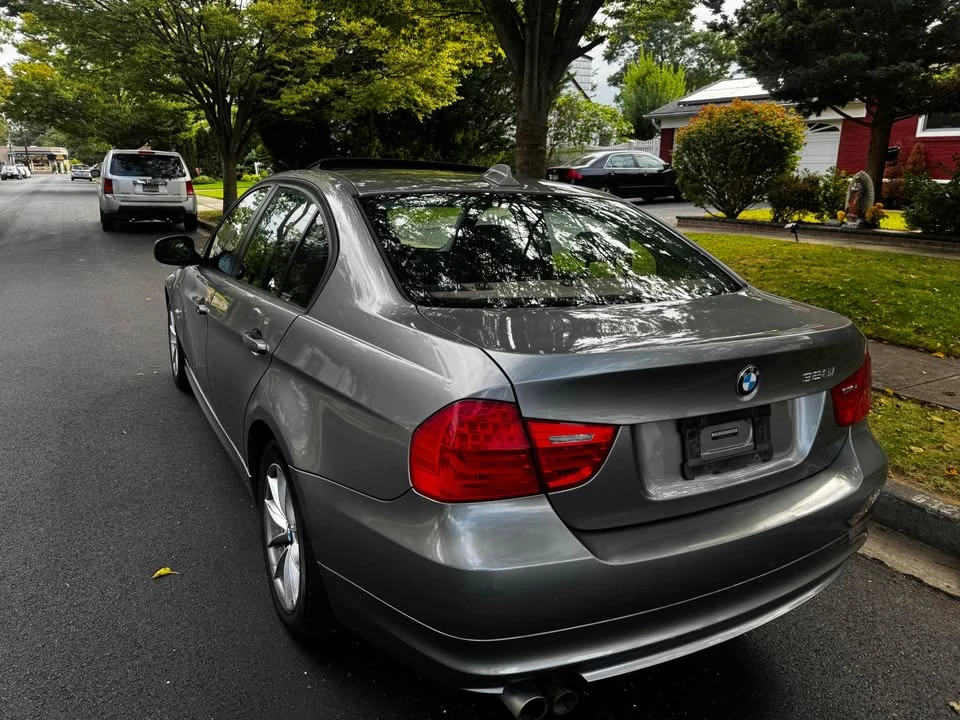 2010 BMW M3 - Image 5 of 20