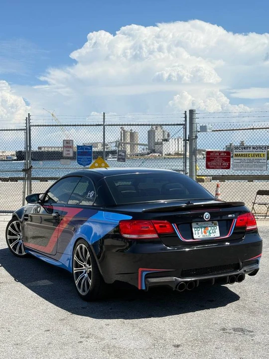 2010 BMW E93 M3 Convertible - Image 15 of 16
