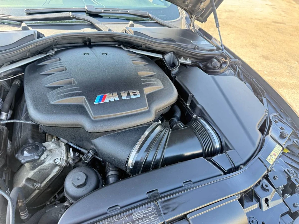 2010 BMW E93 M3 Convertible - Image 10 of 11