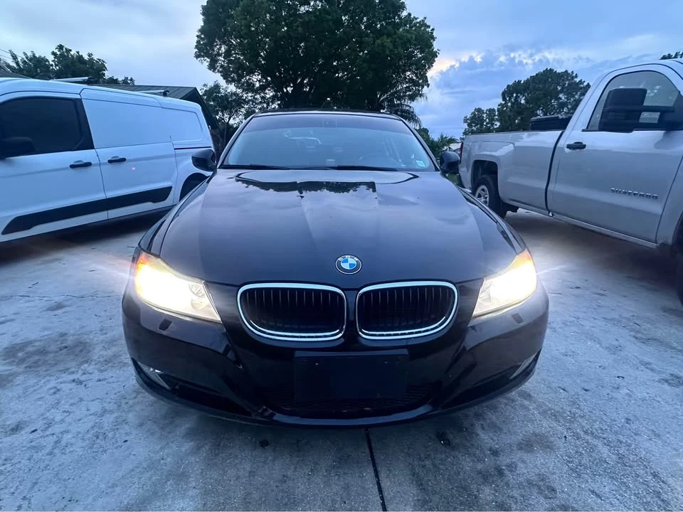 2010 BMW E90 M3 Sedan - Image 4 of 11