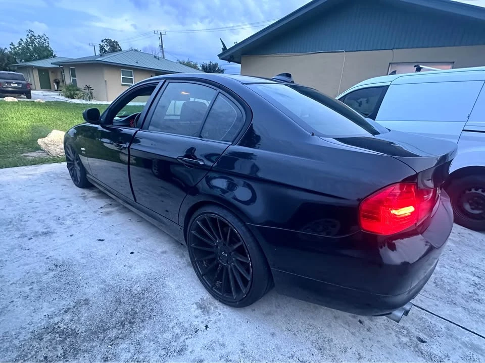 2010 BMW E90 M3 Sedan - Image 3 of 11